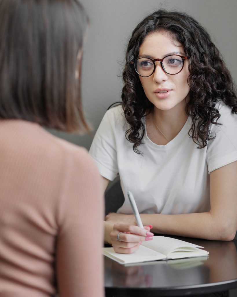 woman speaking with doctor about medical detox from fentanyl in los angeles