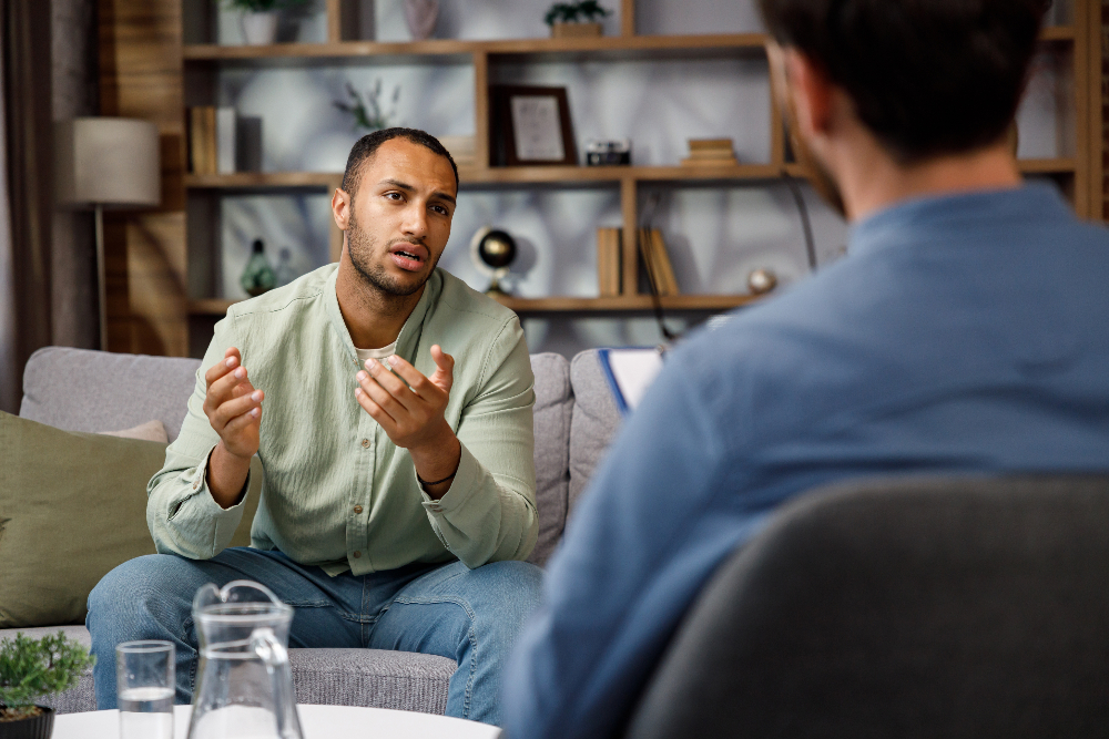 man meeting with therapist in los angeles fentanyl rehab program